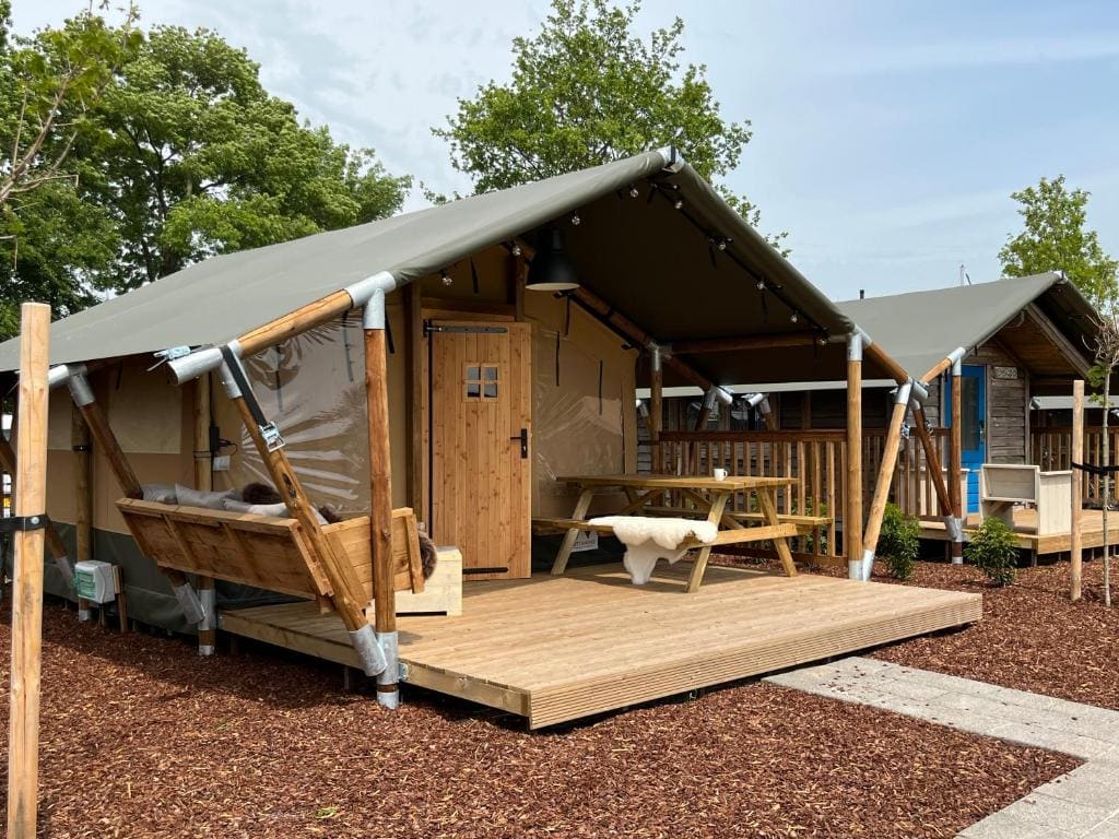 Tent 4 persons room - Image 1