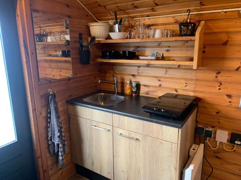 Lodge 2 persons room - Image 2