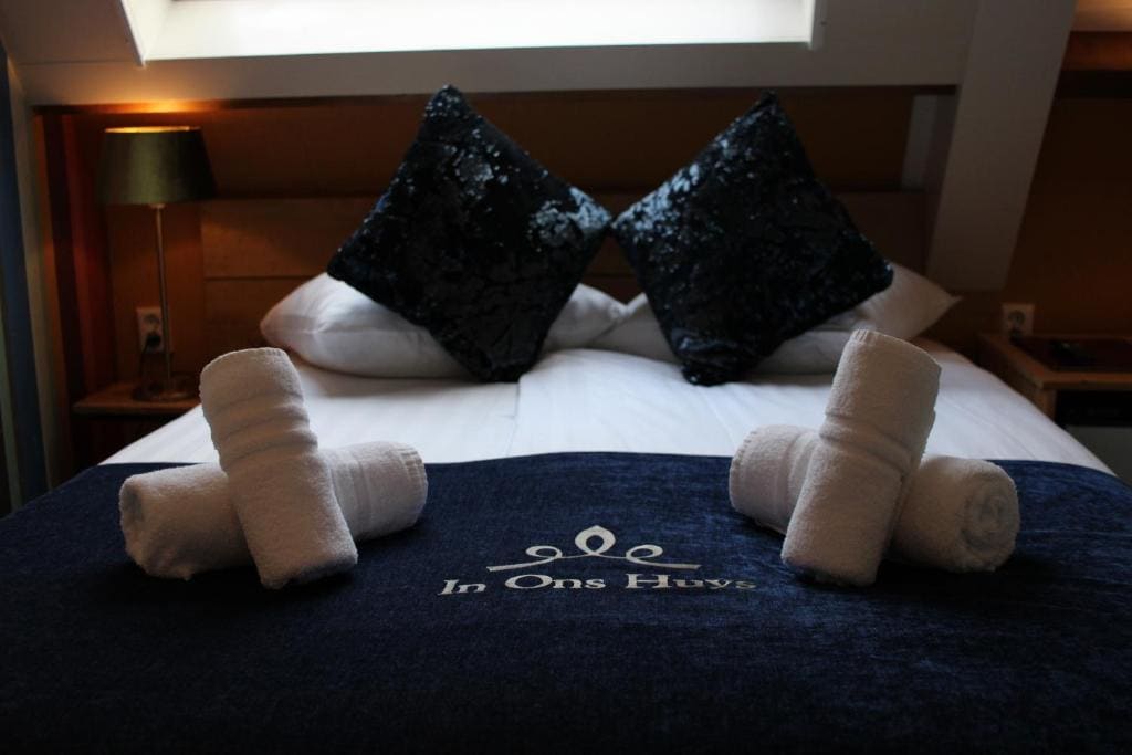 Small Double Room room - Image 2