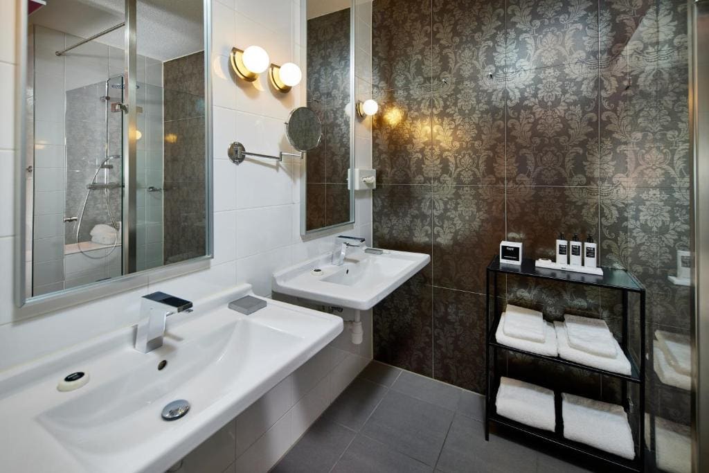 Suite room - Image 3