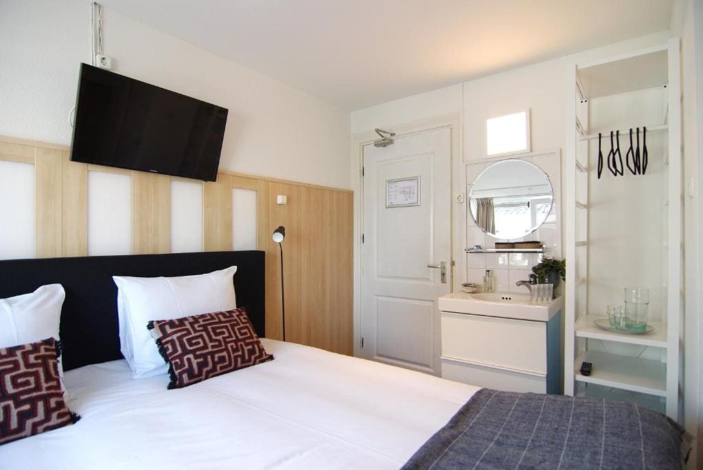 Large Double Room room - Image 2