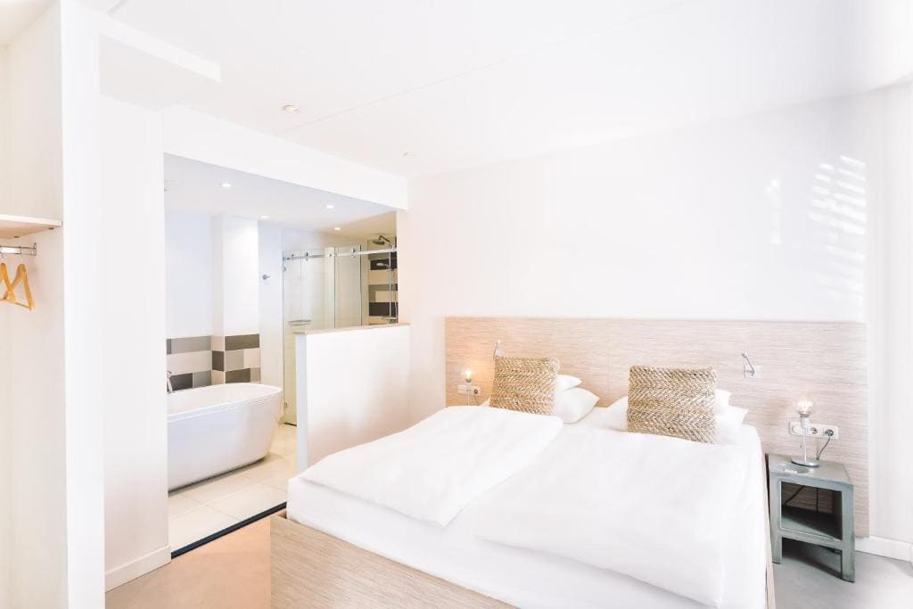 Royal Suite room - Image 2