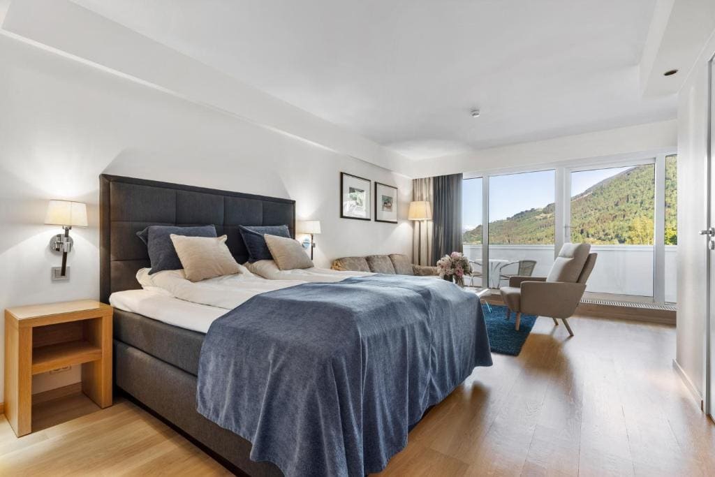 Deluxe Double Room with Balcony and Fjord View room - Image 1