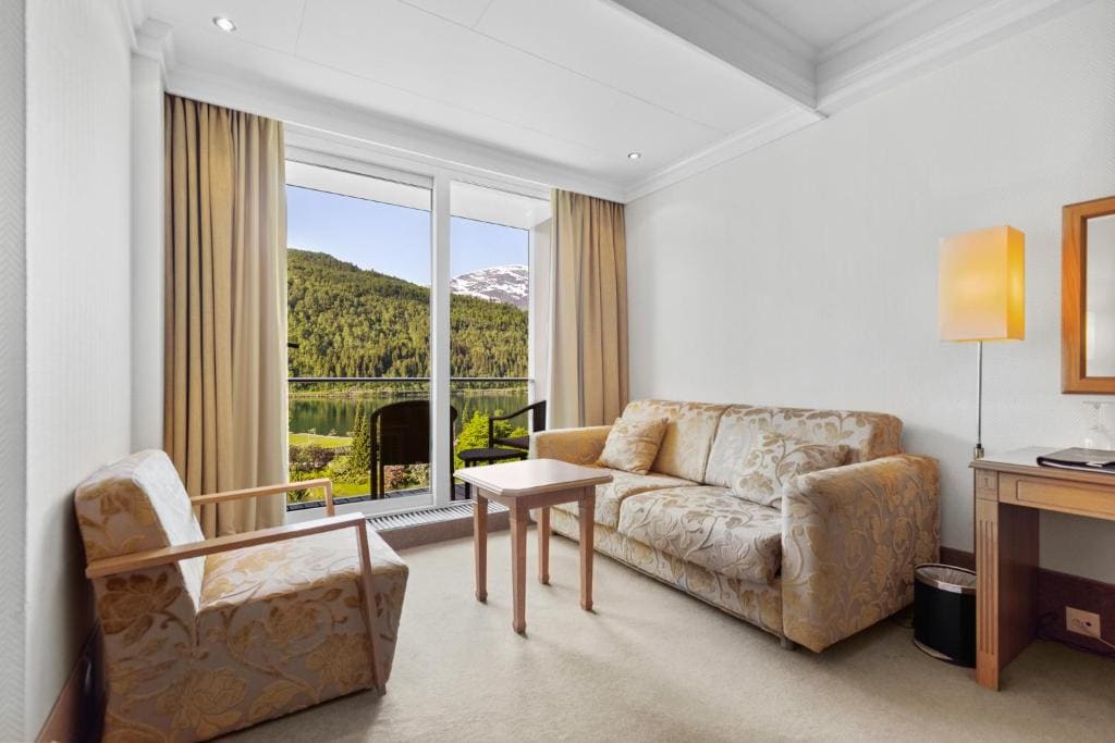 Superior Double with Balcony and Fjord View room - Image 1