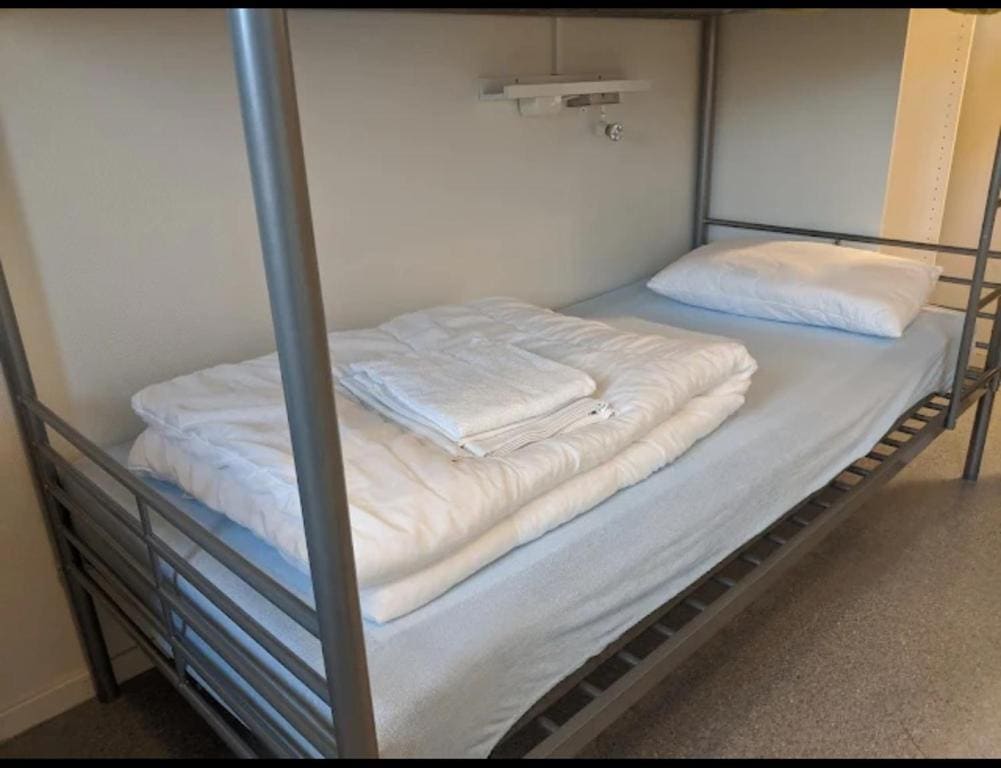 Twin Room with City View room - Image 3