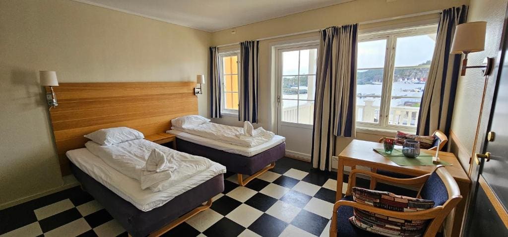 Twin Room room - Image 2