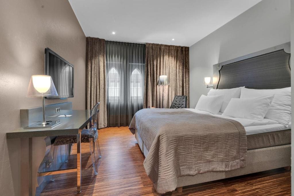 Standard Twin Room room - Image 1