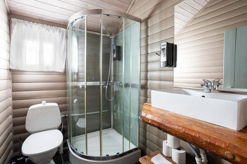 Traditional One-Bedroom Cottage room - Image 1