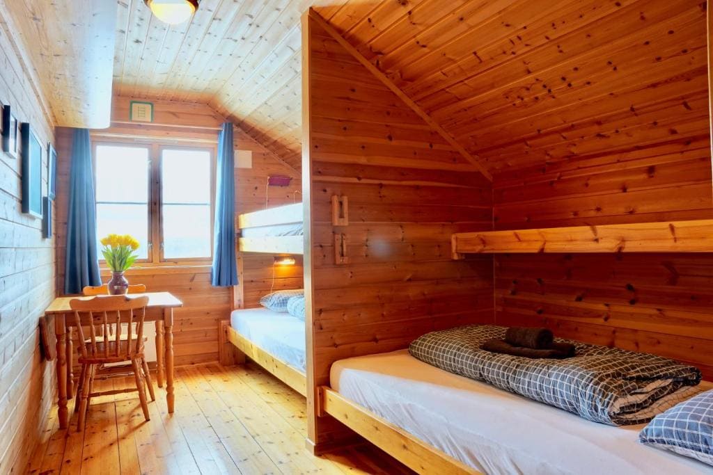 Triple Room with Mountain View room - Image 1