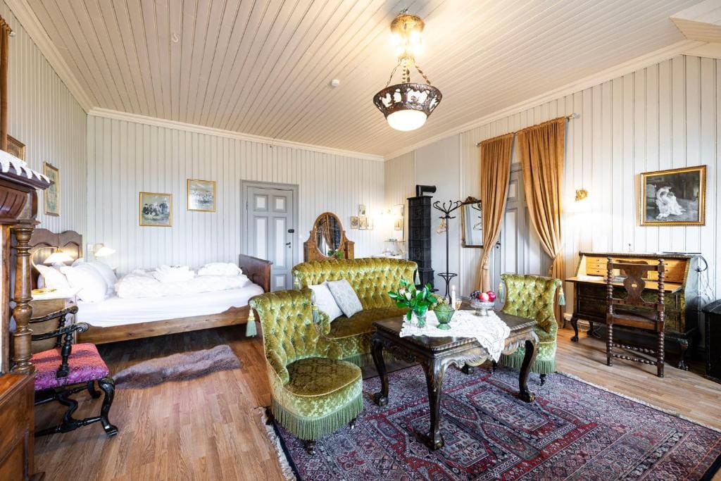Budget Double Room room - Image 2