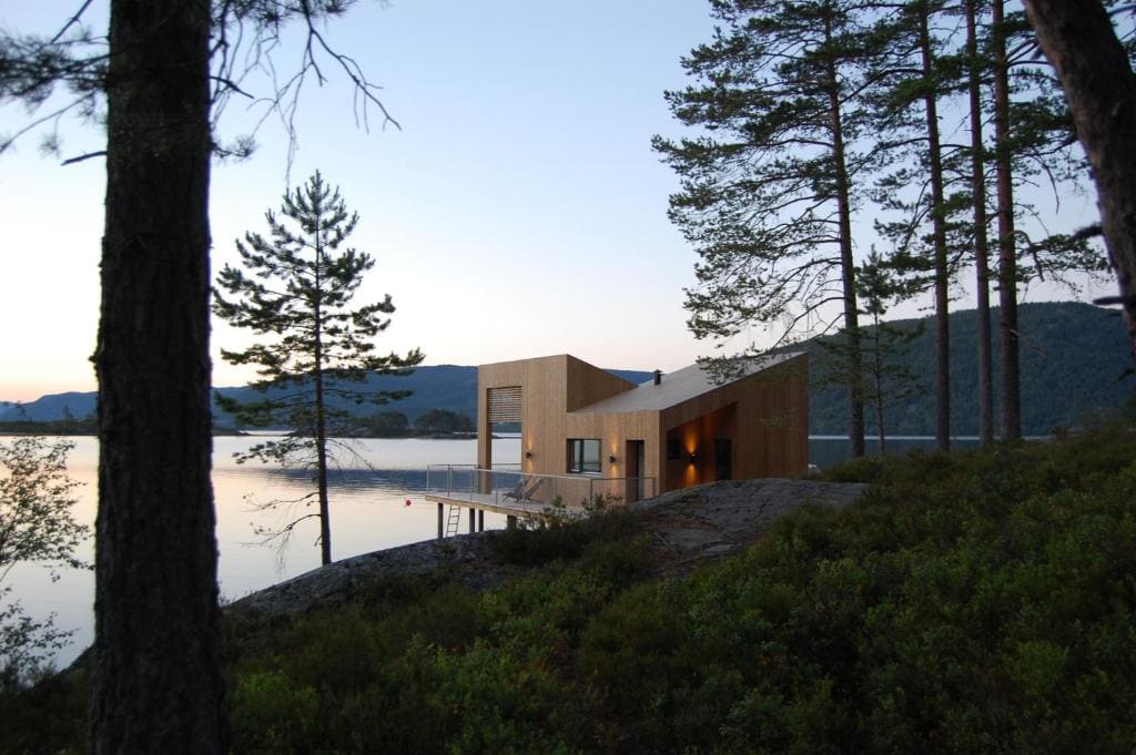 One-Bedroom Cottage room - Image 1