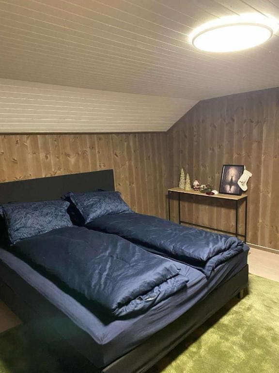 Deluxe Double Room (2 Adults + 1 Child) room - Image 2