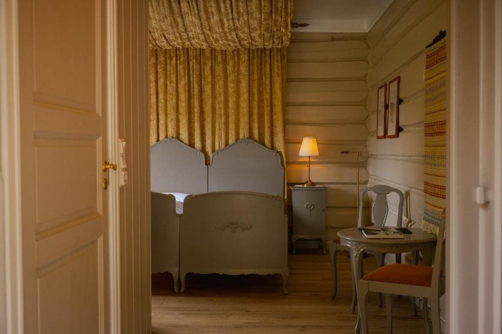 Double or Twin Room with Private Bathroom room - Image 2