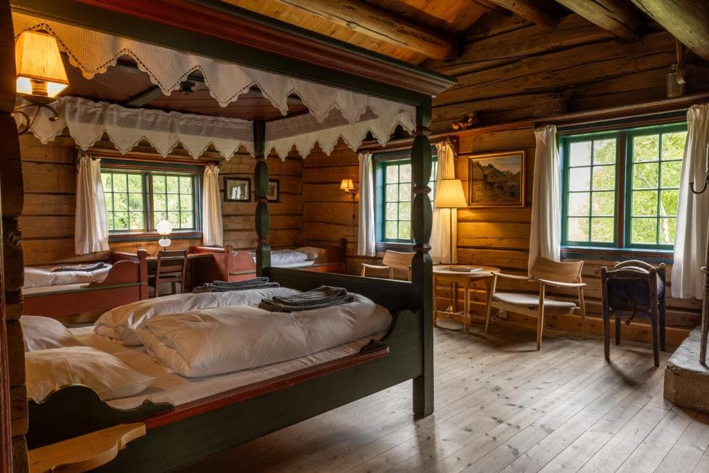 Suite with Garden View room - Image 1