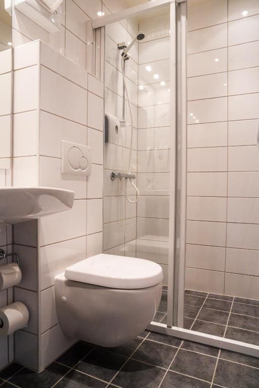 Small Double or Twin Room room - Image 2