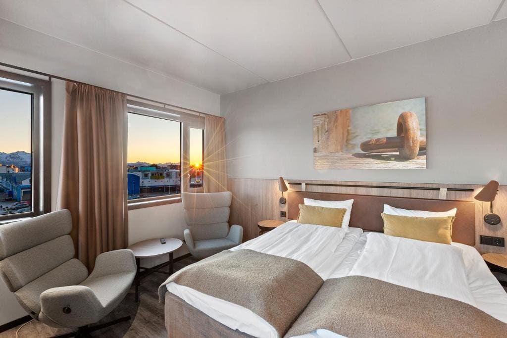 Superior Twin Room room - Image 2