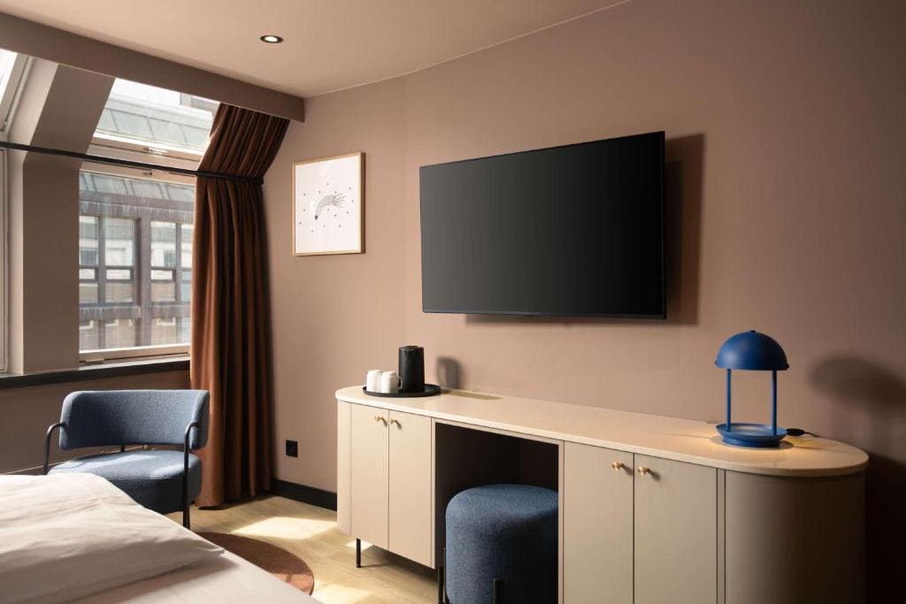 Superior King Room room - Image 3