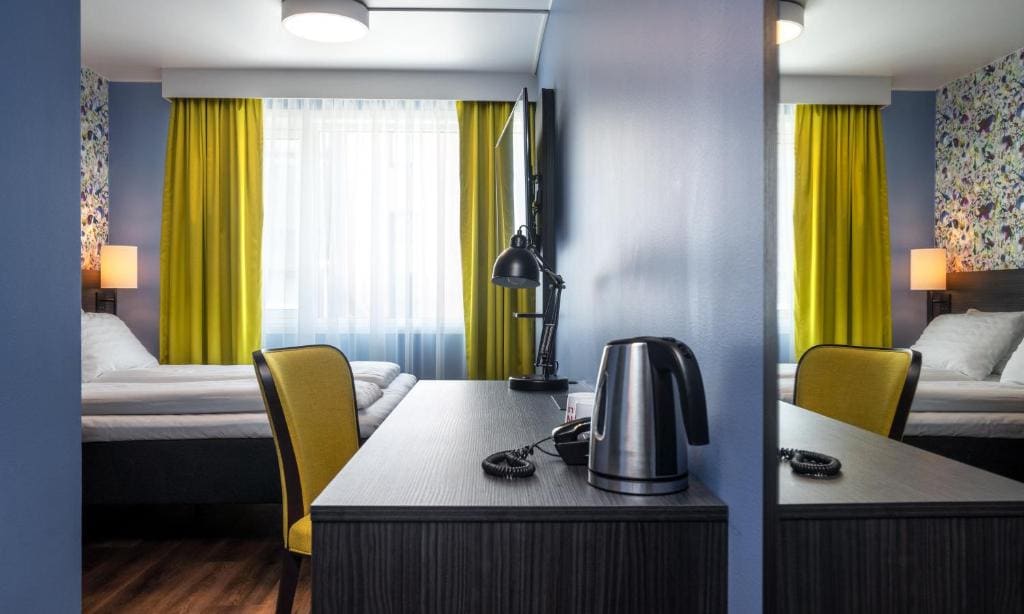 Standard Twin Room room - Image 2
