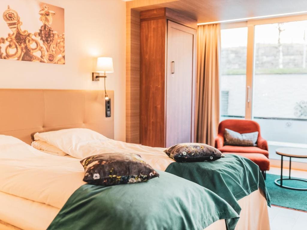 Standard Twin Room room - Image 2