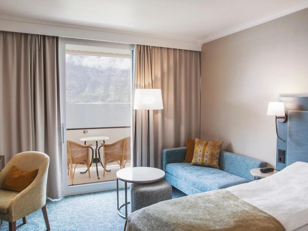 Superior Double Room Fjord View room - Image 1