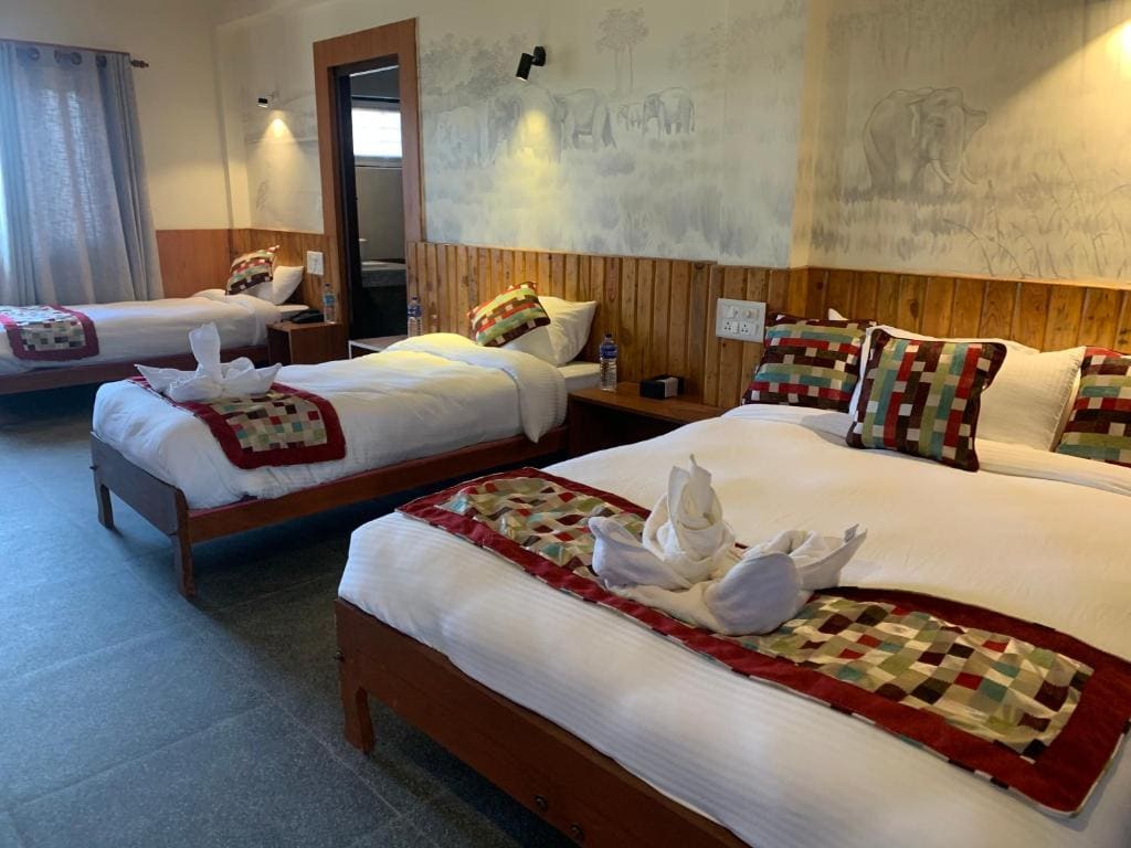 Deluxe Family Suite room - Image 1