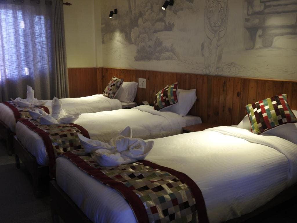 Triple Room with Pool View room - Image 3