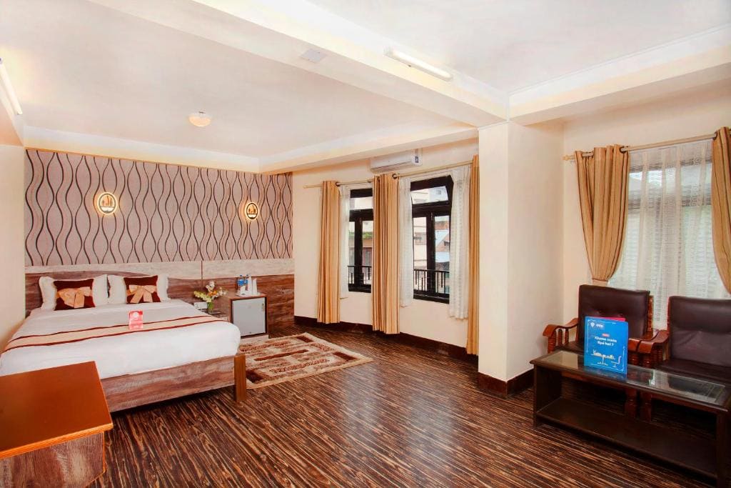 Twin Room with Bathroom room - Image 3