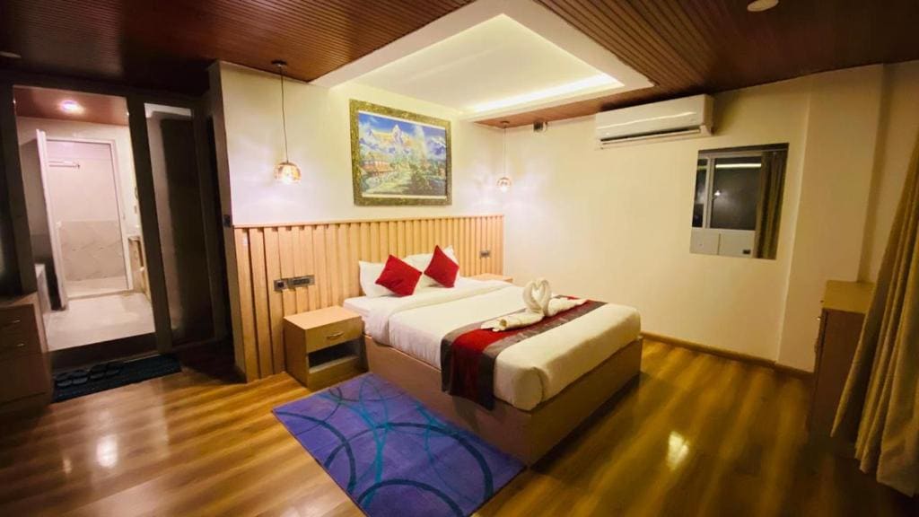 Superior King Room room - Image 1
