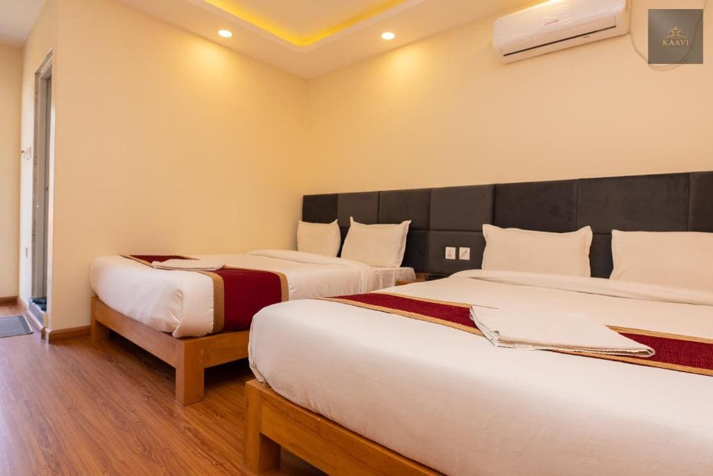 Deluxe Twin Room room - Image 1