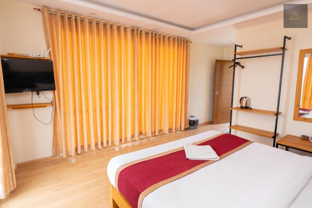 Deluxe Twin Room room - Image 2