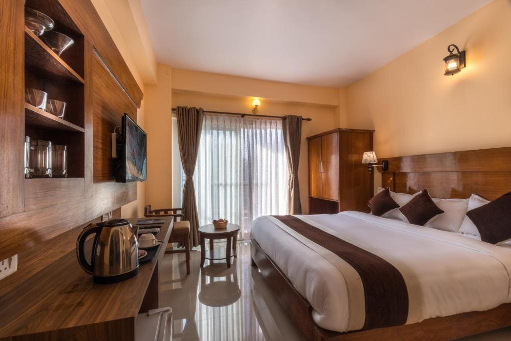 Standard Double or Twin Room room - Image 3