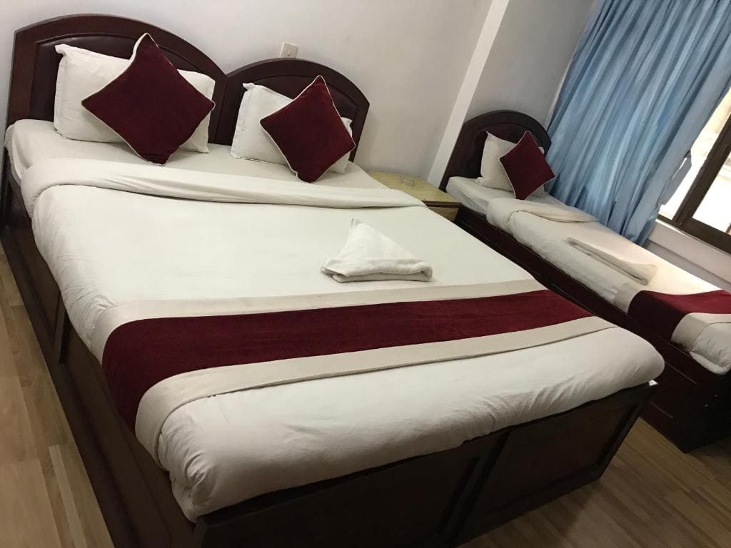 Basic Triple Room room - Image 2