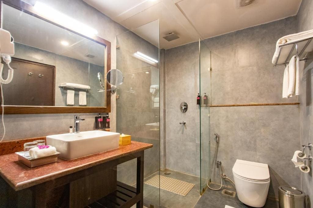 Standard Triple Room room - Image 3
