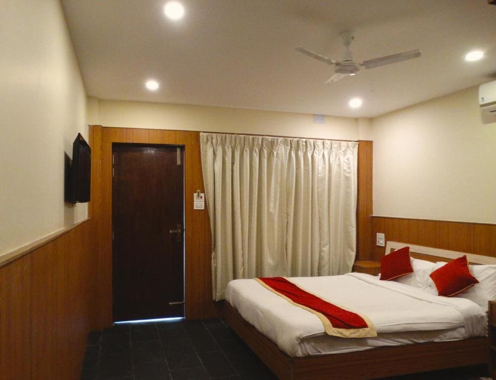 Deluxe Double Room room - Image 1