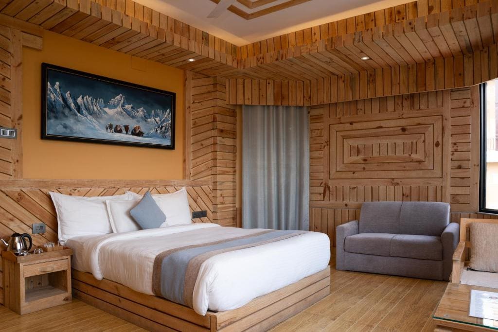 Double Room with Mountain View room - Image 1