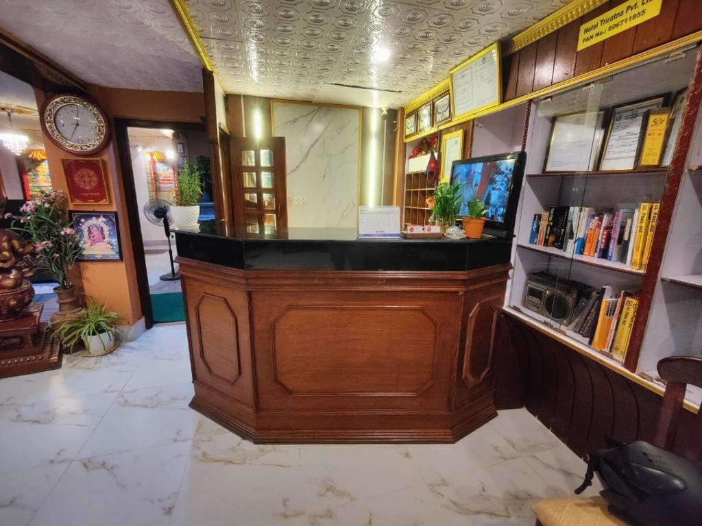 Double Room with Balcony room - Image 3