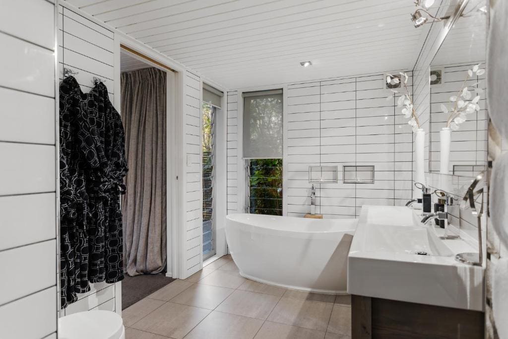 Mapara - King or Twin Suite room - Image 1