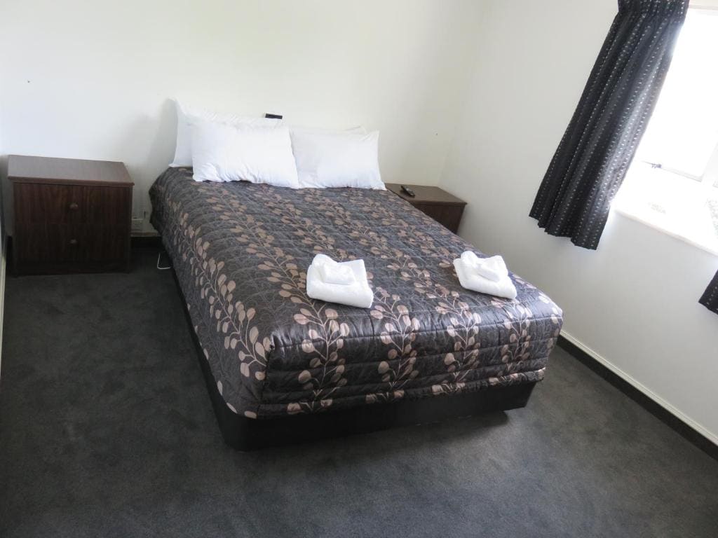 Two-Bedroom Apartment room - Image 3