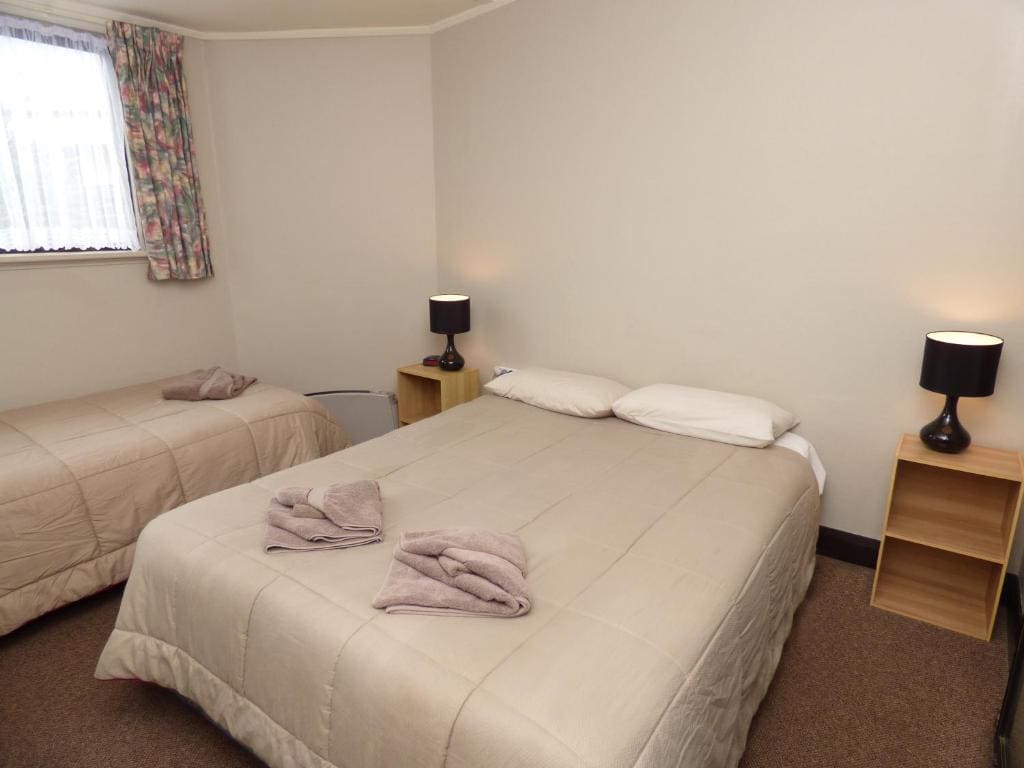 Standard Family Room room - Image 1
