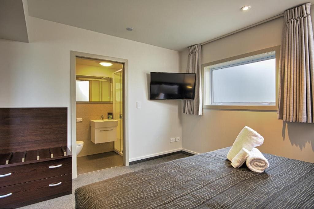 Apartment - Ground Floor room - Image 3