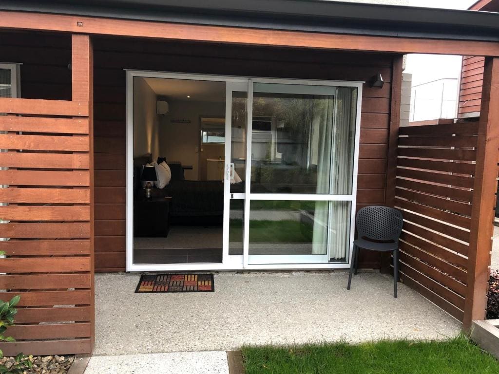 Studio with Garden View room - Image 1