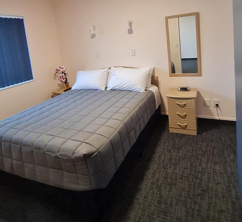 Large Studio room - Image 3