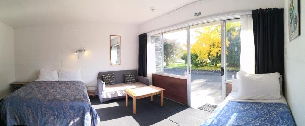 Large Studio room - Image 1