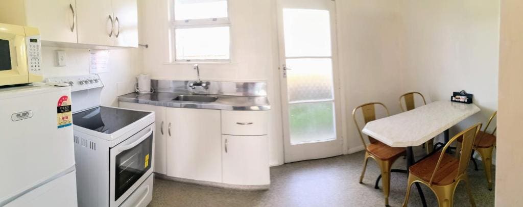 Studio room - Image 3
