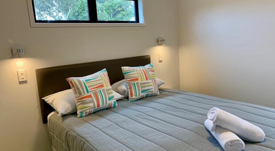 Deluxe Bungalow room - Image 2