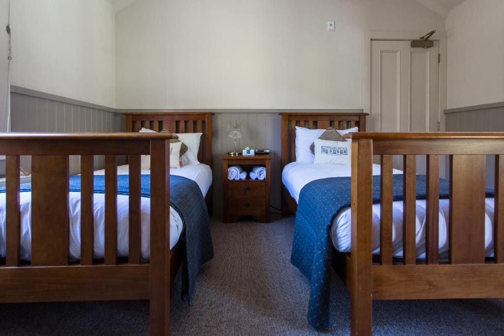 Standard King Room room - Image 3