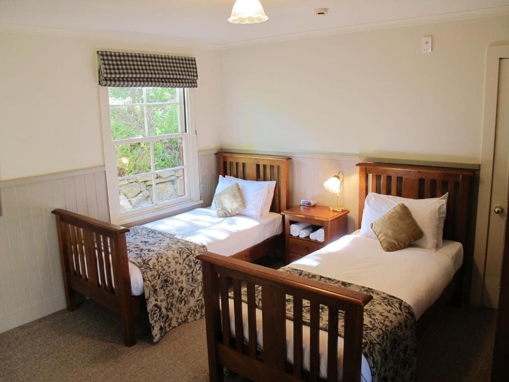 Standard King Room room - Image 2