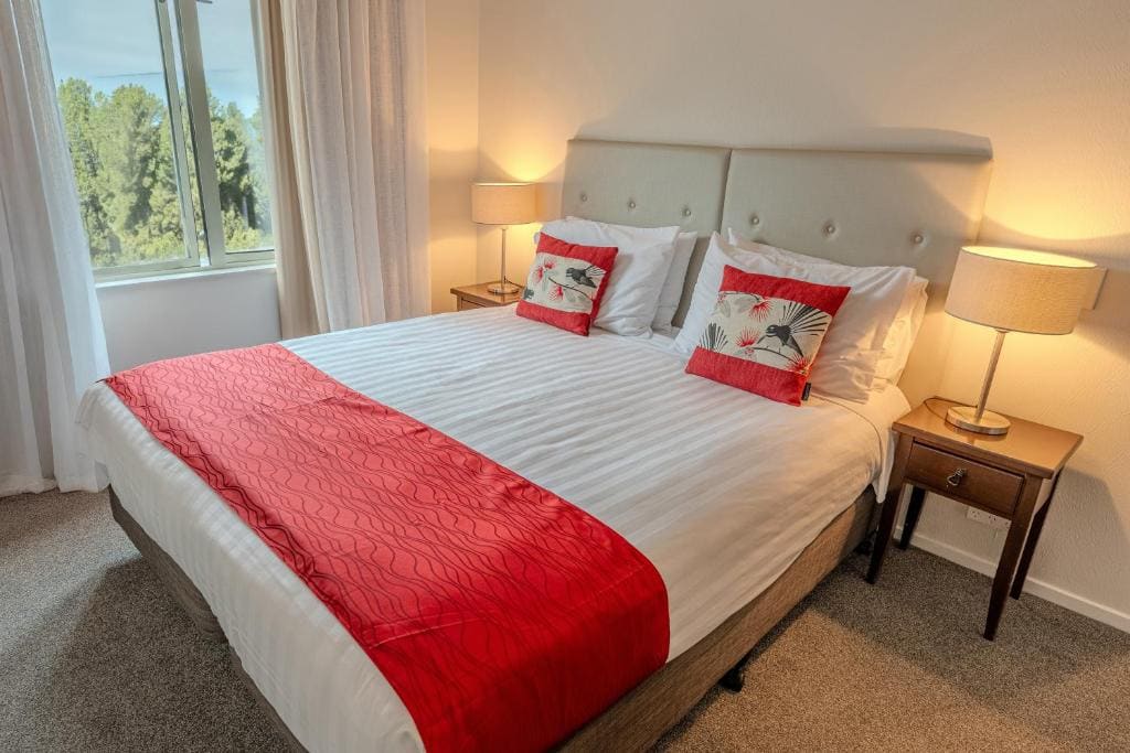 Two-Bedroom Spacious Family Spa Apartment with Patio or Balcony room - Image 1