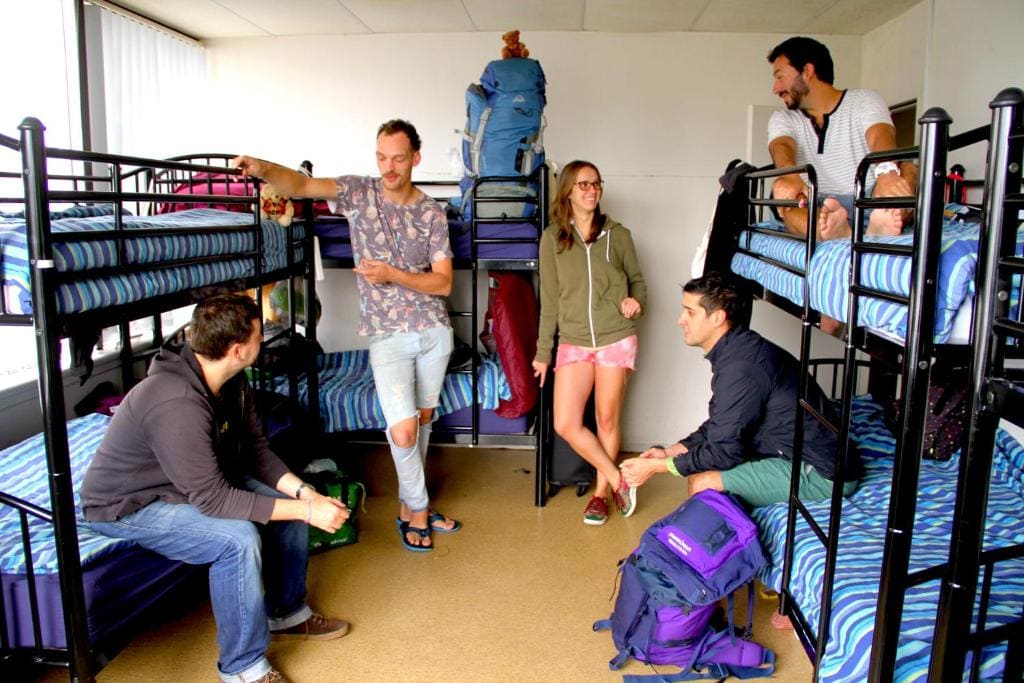 Bed in 8 Bed Mixed Dormitory Room room - Image 2