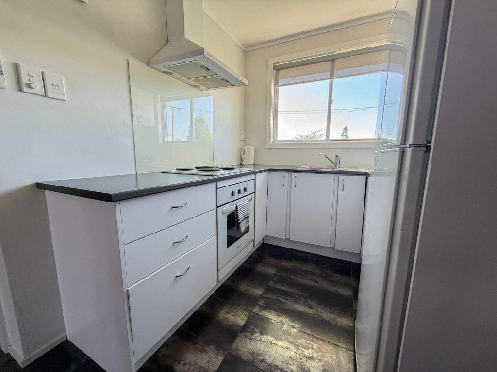 Family 2 Bedroom Apartment room - Image 1